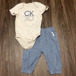 3-6M Calvin Klein Matching Set Onesie + Pants